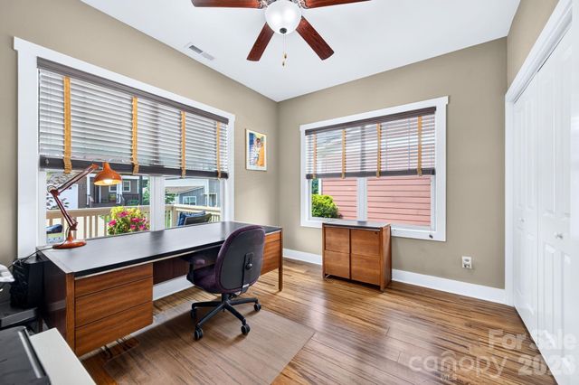 10 Meeting Street, Asheville, NC 28803