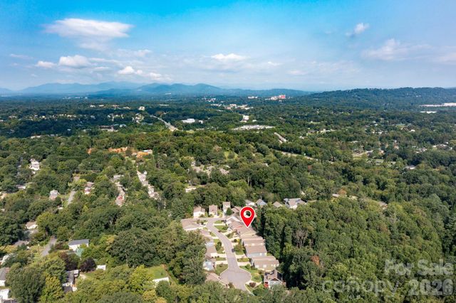 10 Meeting Street, Asheville, NC 28803