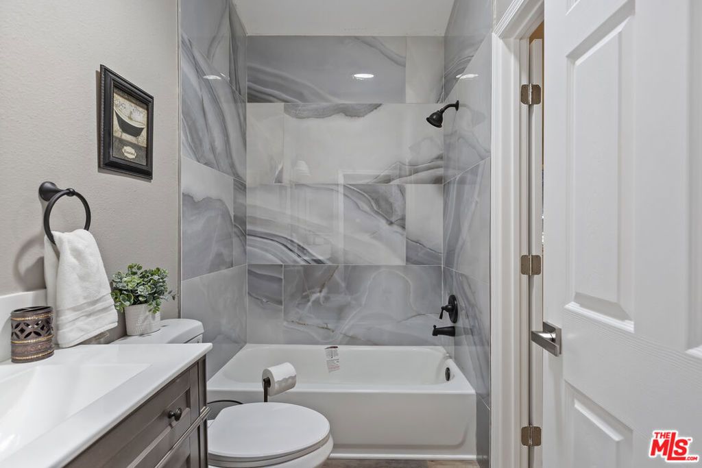 Image 14 of property listing at 391 Montclair Drive 147, Big Bear City, CA 92314