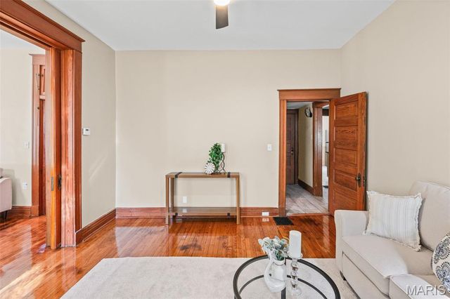 407 E 9th Street, Alton, IL 62002
