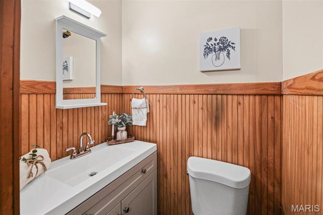 407 E 9th Street, Alton, IL 62002