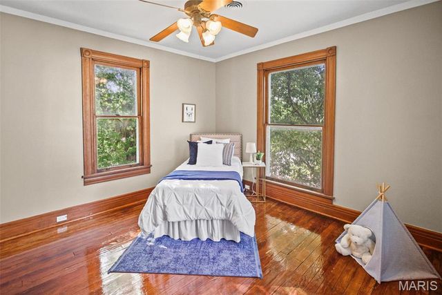 407 E 9th Street, Alton, IL 62002