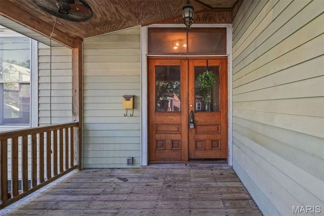 407 E 9th Street, Alton, IL 62002