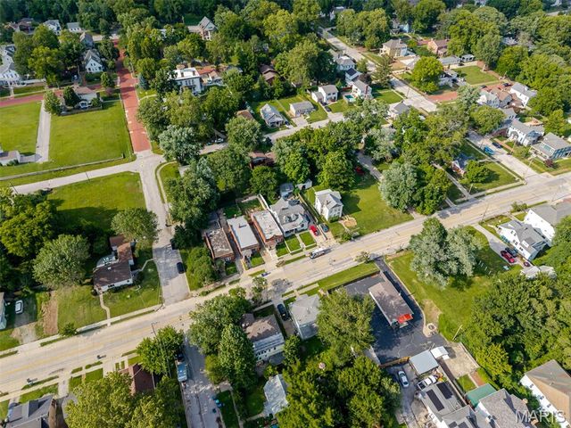 407 E 9th Street, Alton, IL 62002
