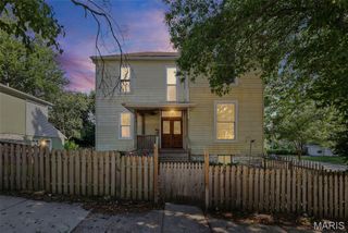 407 E 9th Street, Alton, IL 62002