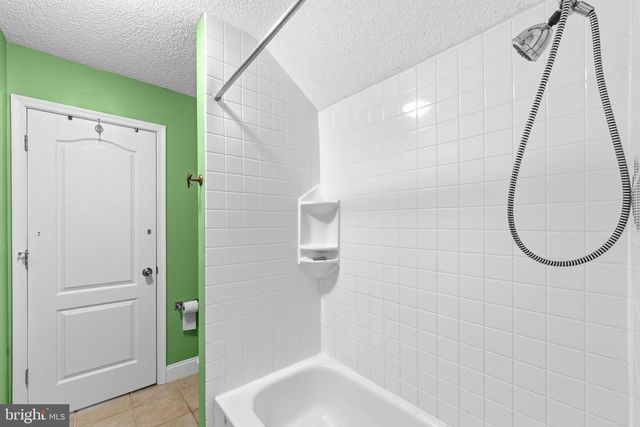 10 SILVER HILL LN, Voorhees, NJ 08043