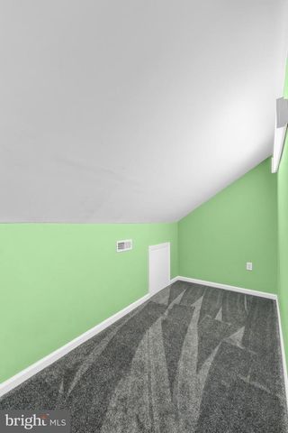 10 SILVER HILL LN, Voorhees, NJ 08043