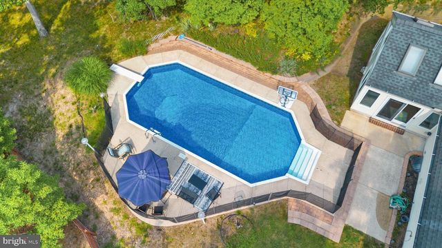 10 SILVER HILL LN, Voorhees, NJ 08043