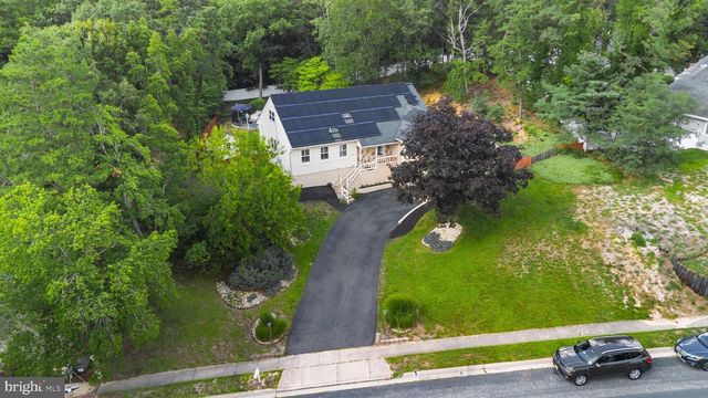 10 SILVER HILL LN, Voorhees, NJ 08043