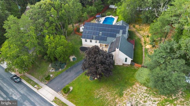 10 SILVER HILL LN, Voorhees, NJ 08043