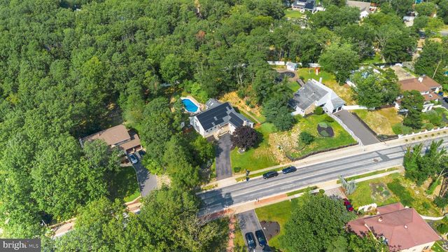 10 SILVER HILL LN, Voorhees, NJ 08043
