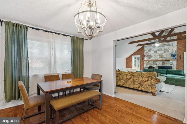 10 SILVER HILL LN, Voorhees, NJ 08043