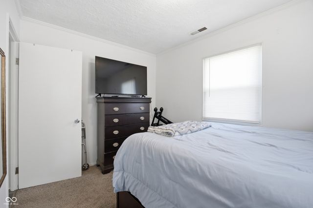 2502 Horton Drive, Anderson, IN 46011