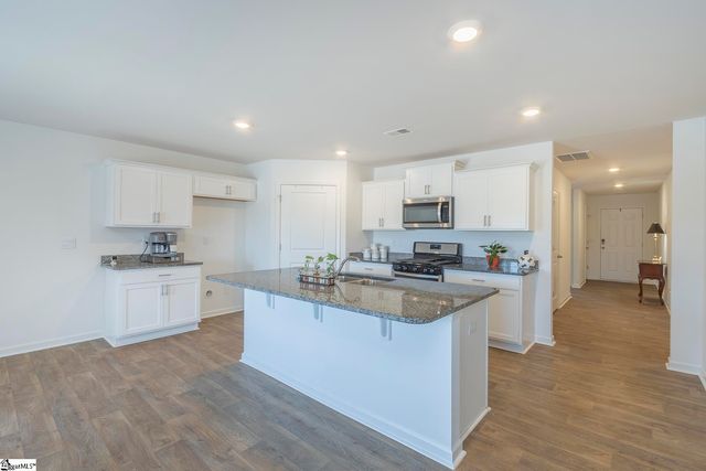 231 Millhone Way, Pendleton, SC 29670