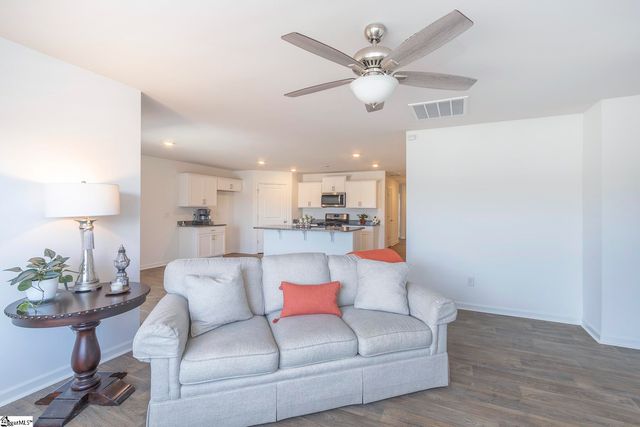 231 Millhone Way, Pendleton, SC 29670