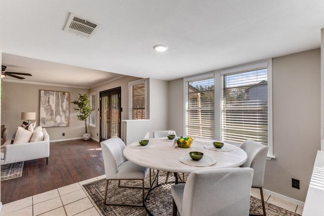 12901 Lamplight Village Ave, Austin, TX 78727