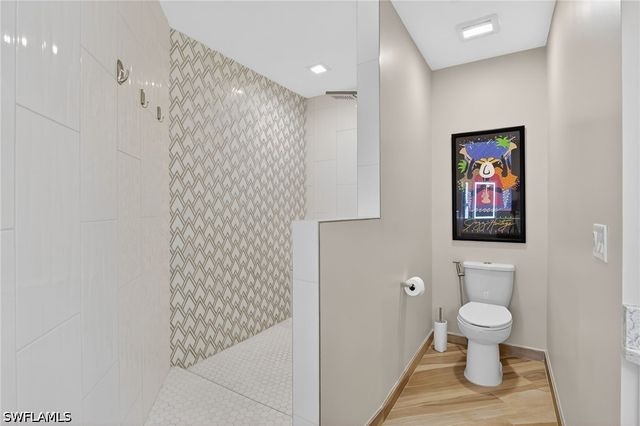 21501 Baccarat LN 101, Estero, FL 33928