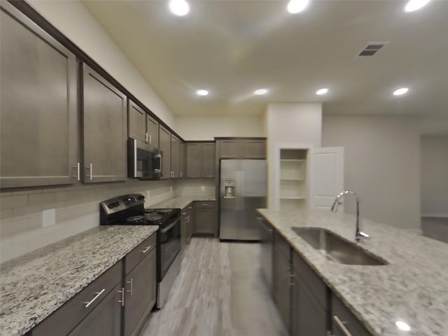 9835 Willow Creek Commerce Drive 610, Tomball, TX 77375