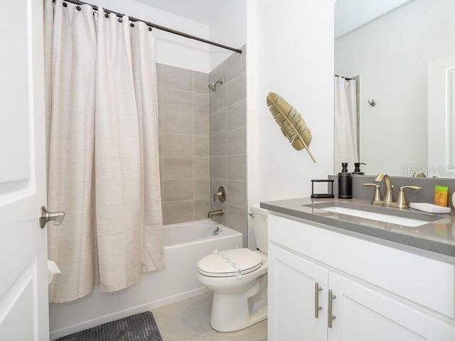 8956 TAKEAWAY WAY, Davenport, FL 33896