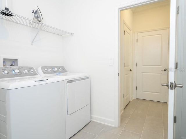 8956 TAKEAWAY WAY, Davenport, FL 33896