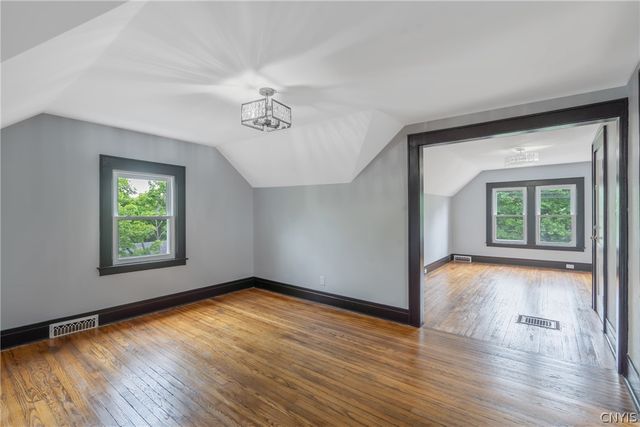 944 Bellevue Avenue, Syracuse, NY 13204