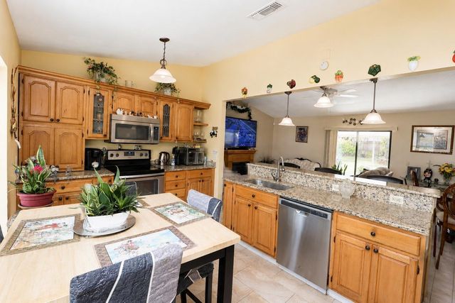 1822 S HOUSTON DR, Deltona, FL 32738