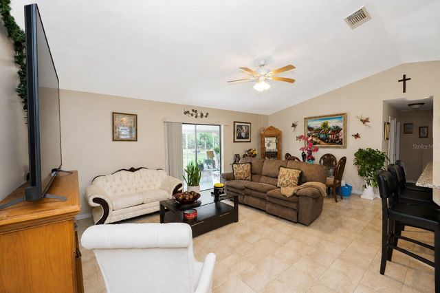 1822 S HOUSTON DR, Deltona, FL 32738