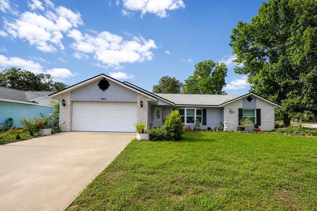 1822 S HOUSTON DR, Deltona, FL 32738