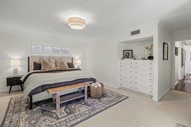 1715 Briarmead Drive, Houston, TX 77057