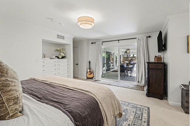 1715 Briarmead Drive, Houston, TX 77057