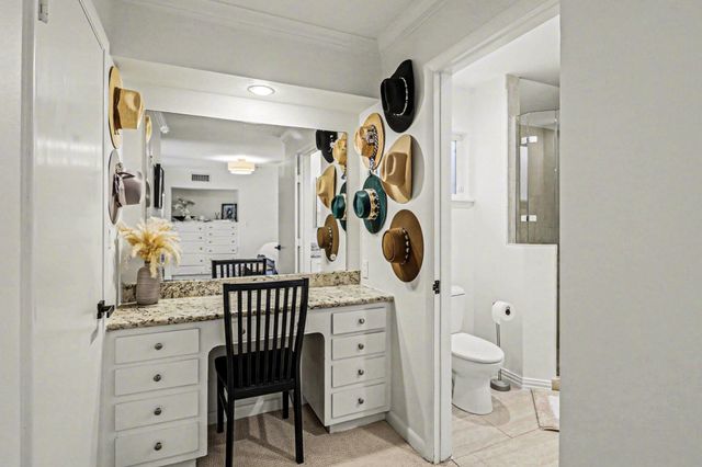 1715 Briarmead Drive, Houston, TX 77057