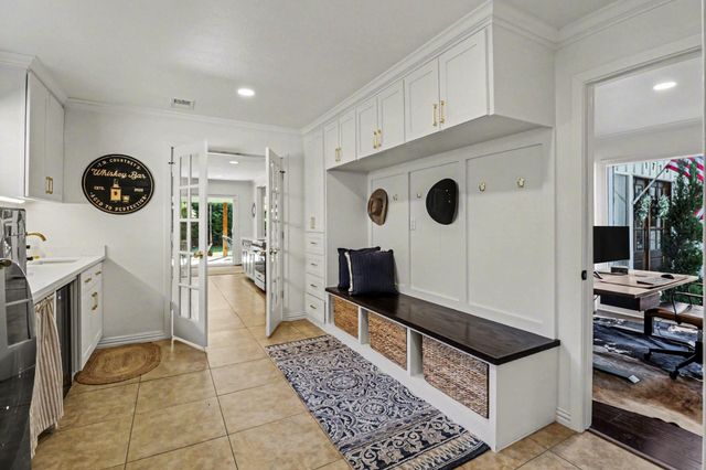 1715 Briarmead Drive, Houston, TX 77057