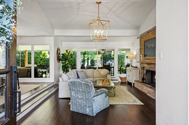 1715 Briarmead Drive, Houston, TX 77057