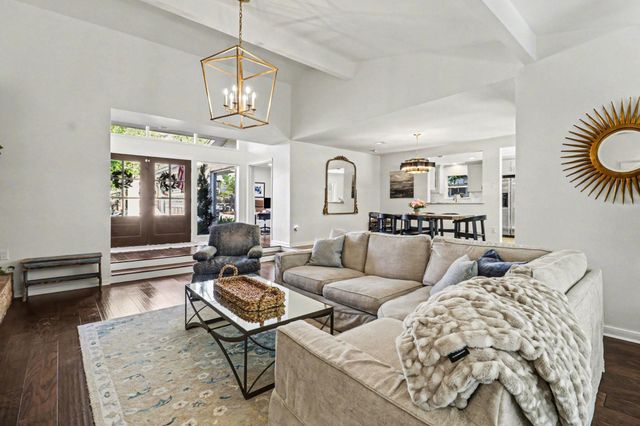 1715 Briarmead Drive, Houston, TX 77057