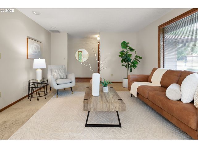 3710 Se BRENDON Ct, Milwaukie, OR 97267