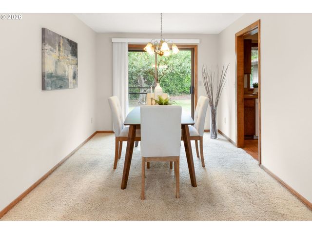 3710 Se BRENDON Ct, Milwaukie, OR 97267