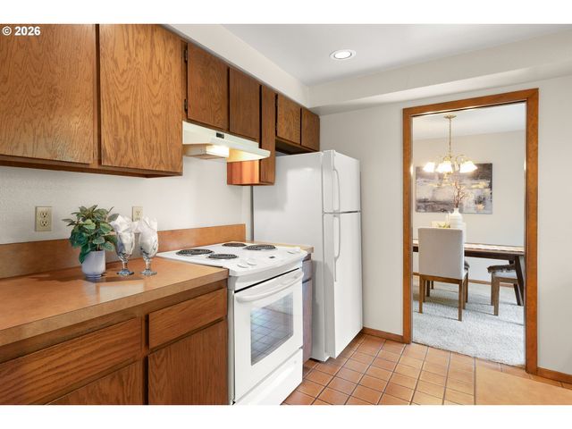 3710 Se BRENDON Ct, Milwaukie, OR 97267