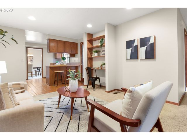 3710 Se BRENDON Ct, Milwaukie, OR 97267