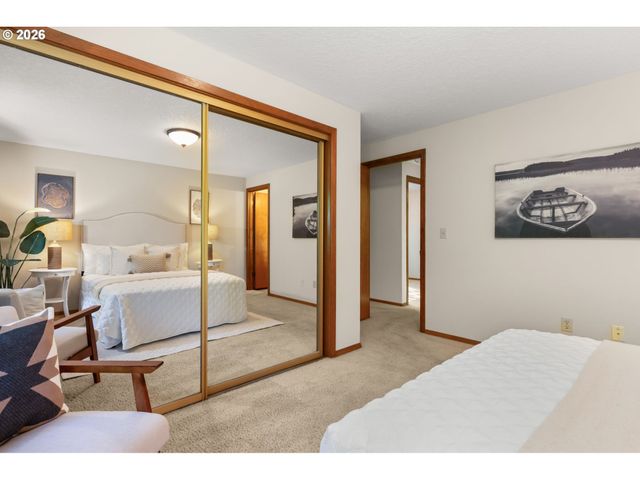 3710 Se BRENDON Ct, Milwaukie, OR 97267