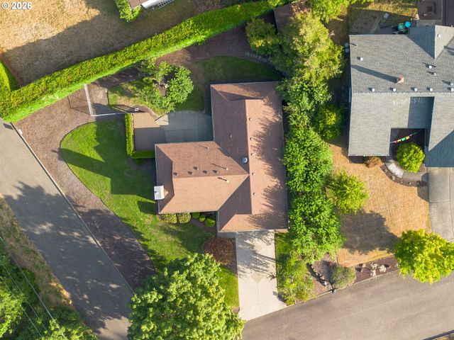 3710 Se BRENDON Ct, Milwaukie, OR 97267