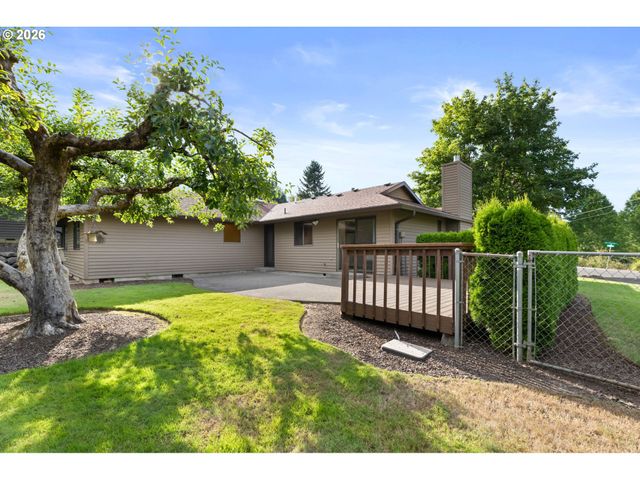 3710 Se BRENDON Ct, Milwaukie, OR 97267