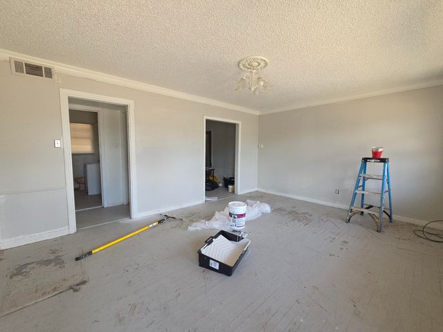 6112 Avenue Q, Lubbock, TX 79412