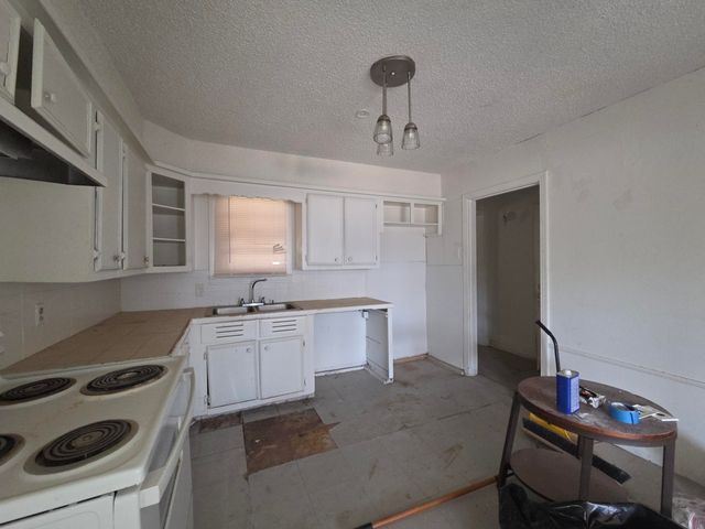 6112 Avenue Q, Lubbock, TX 79412