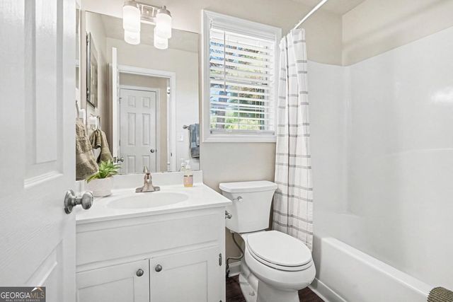 1545 Quail Point Run, Hoschton, GA 30548