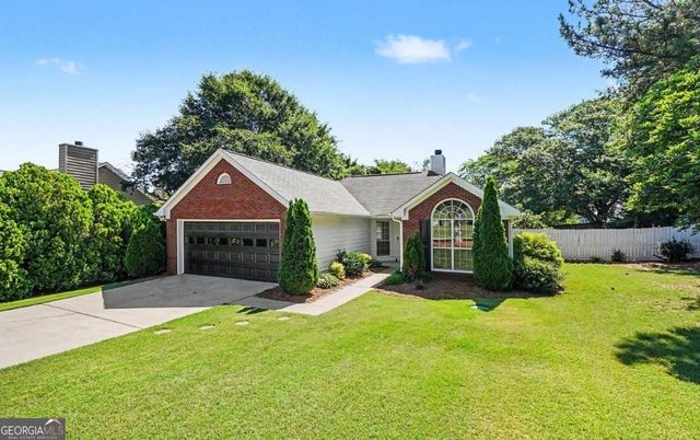 1545 Quail Point Run, Hoschton, GA 30548