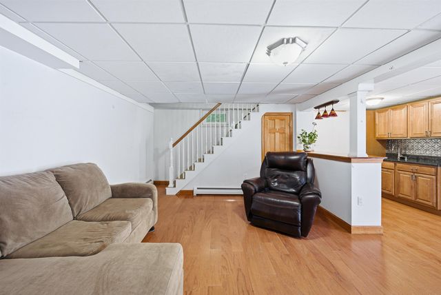 266 Main Street, Sandown, NH 03873