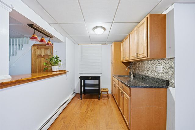 266 Main Street, Sandown, NH 03873