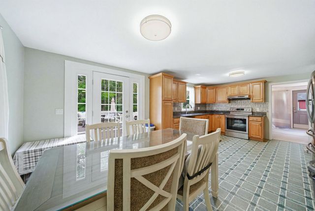 266 Main Street, Sandown, NH 03873