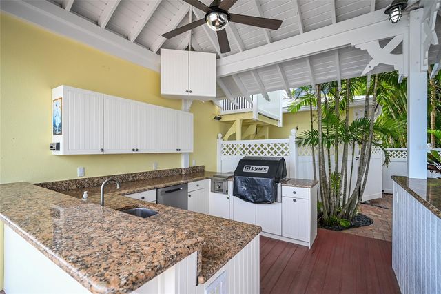 8321 MARINA DRIVE, Holmes Beach, FL 34217