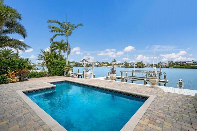 8321 MARINA DRIVE, Holmes Beach, FL 34217